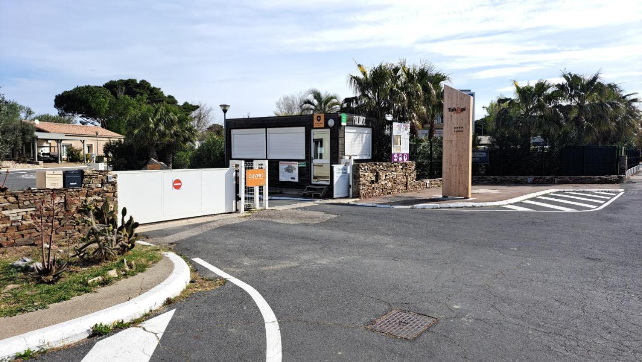 Mobile Home Climatise 3 Chambres A Narbonne Plage Bagian luar foto